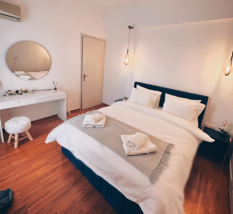 Seaside Apartment In Flisvos Marina Афины Экстерьер фото